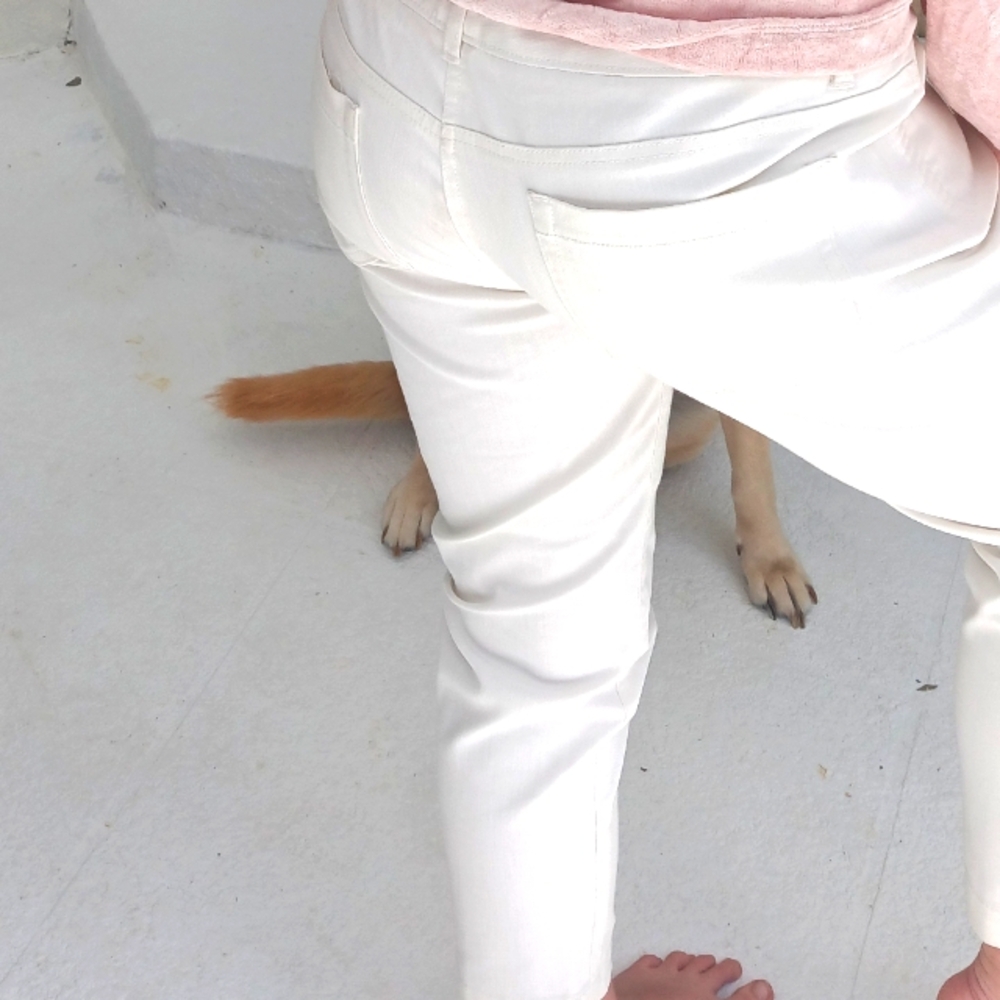 Theory white denim cropped ankle pants size 12 - Picture 6 of 9